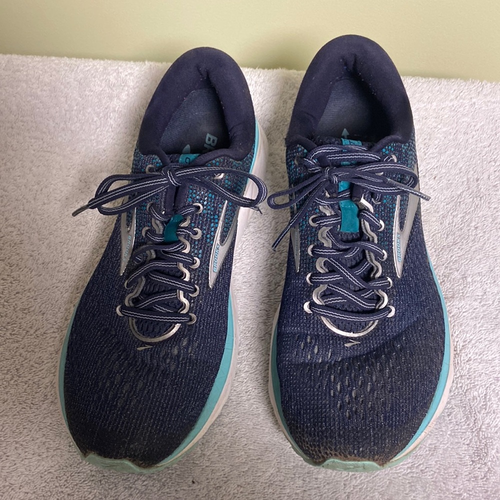 Brooks Ghost Sneakers